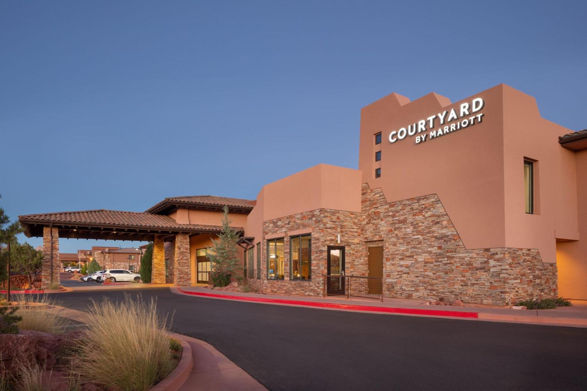 Courtyard By Marriott Sedona Hotel Bagian luar foto
