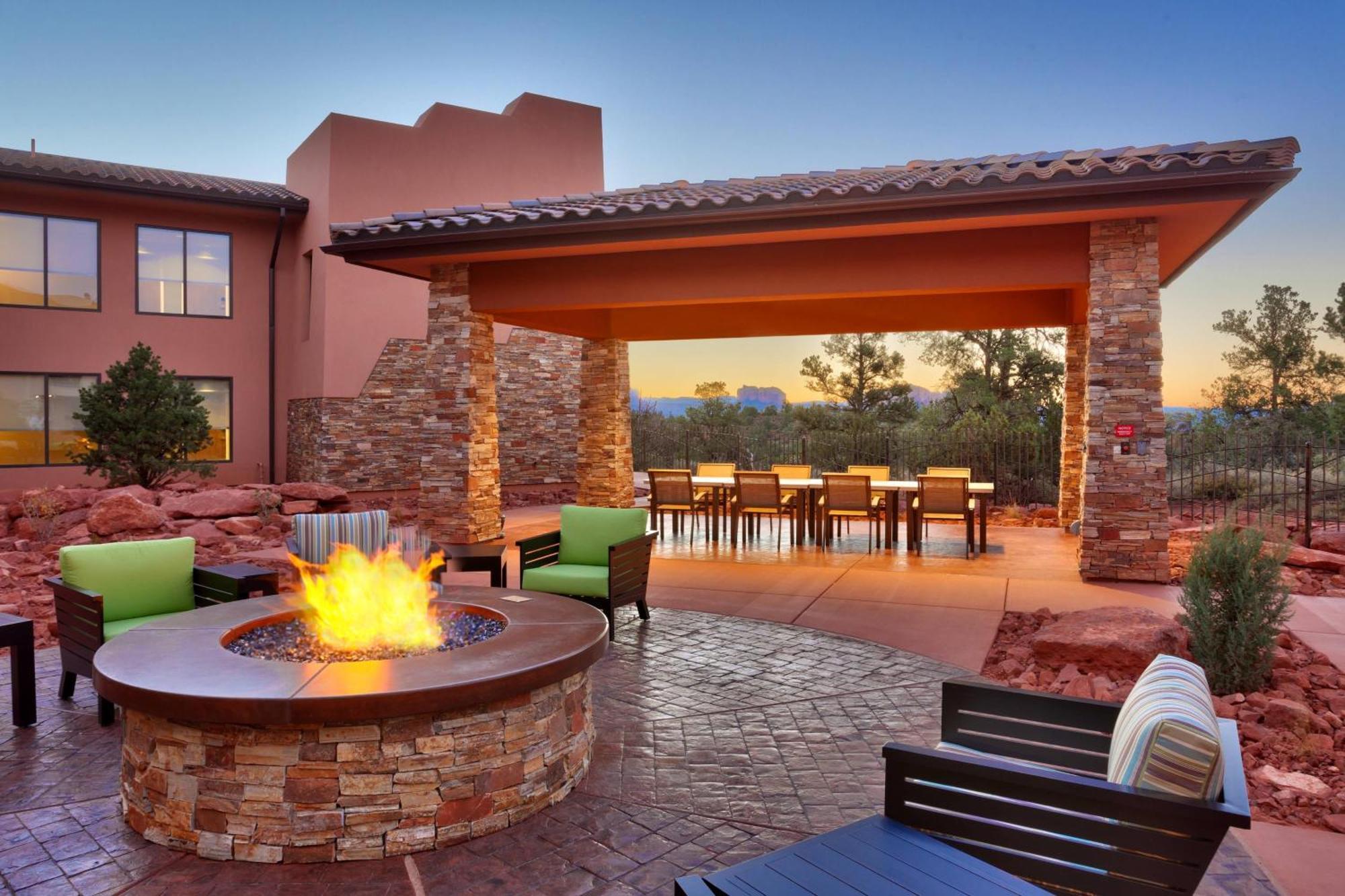 Courtyard By Marriott Sedona Hotel Bagian luar foto